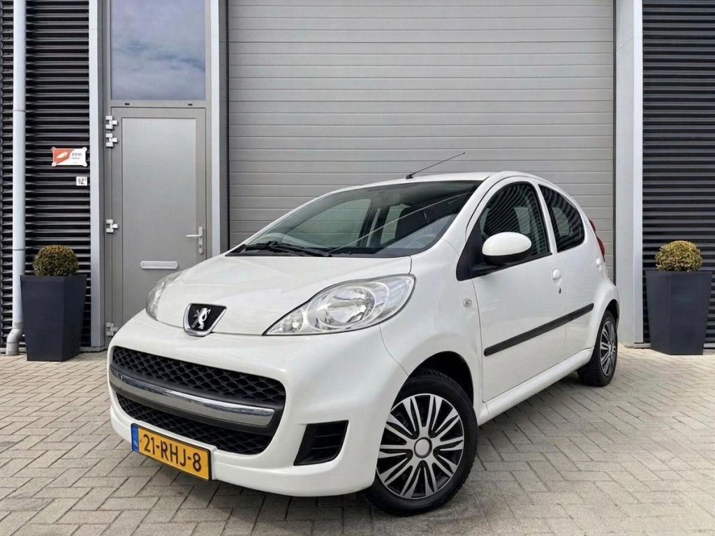 Peugeot 107 1.0-12v xs/80.000 nap/airco/2e eigenaar/leuke auto/