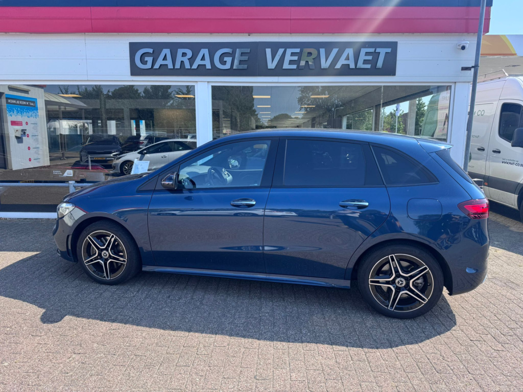 Mercedes-Benz B-Klasse 250 e business solution amg