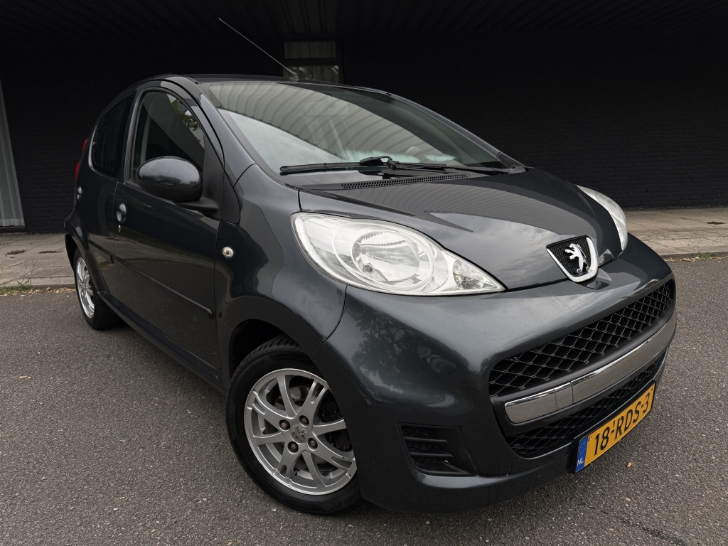 Peugeot 107 1.0-12v xs - airco -
