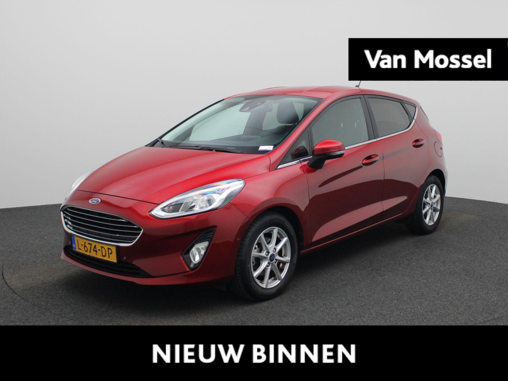 Ford Fiesta 1.0 ecoboost titanium | automaat | climate control | cruise control | winterpack | parkeersensoren voor + achter | lichtmetalen velgen | apple carplay/ android auto |