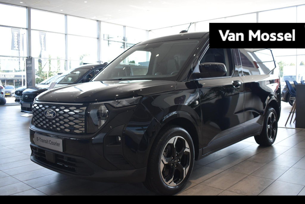 Ford E-transit cour. limited 44 kwh | showroom voorraad | 8% korting ford nederland | trekhaak | laadvloerbescherming rubber | driver assistance pack | led laadruimteverlichting | incl. ford protect verlengde garantie 2 + 3 jaar/100.000 ...
