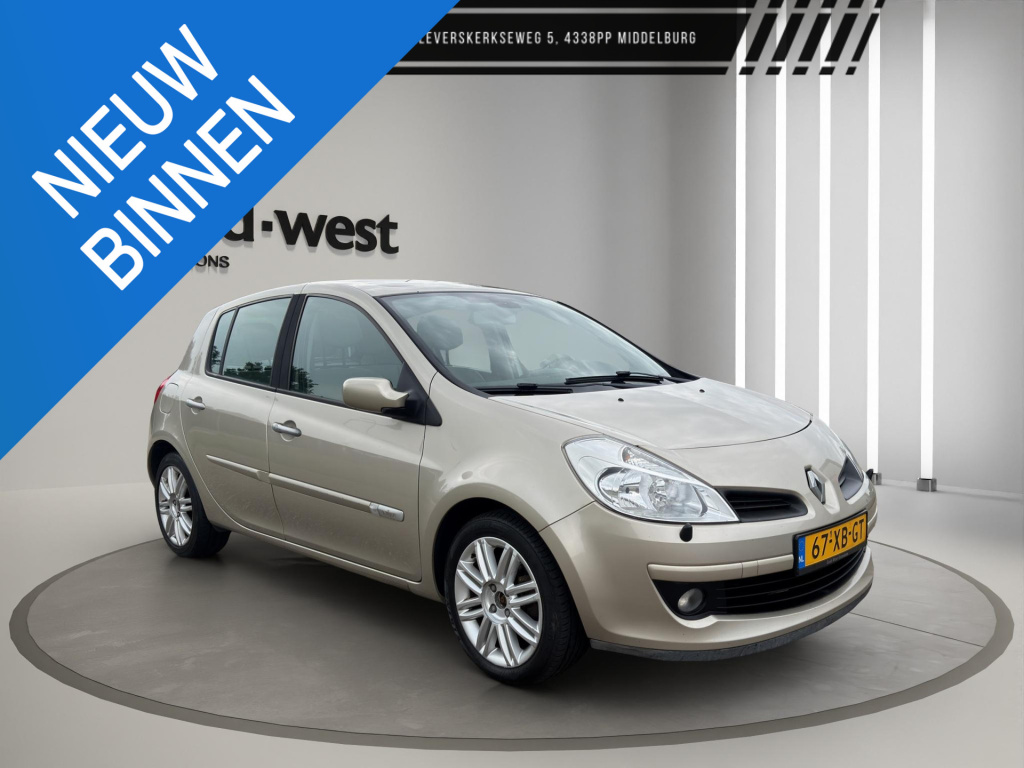 Renault Clio 1.6-16v initiale automaat leder pano clima