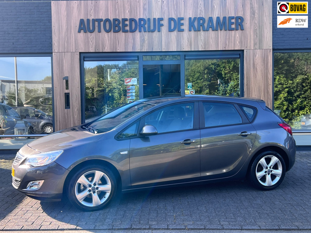 Opel Astra 1.4 turbo edition