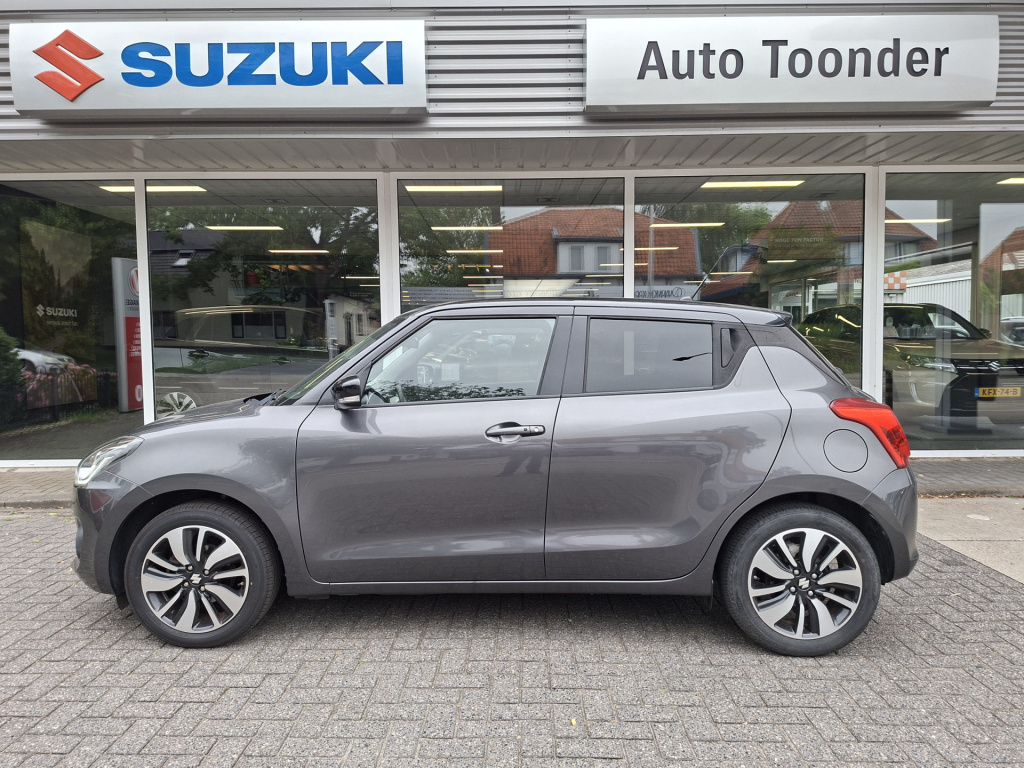 Suzuki Swift automaat stijl 1.2 / 8000 km!!