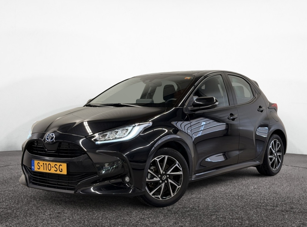 Toyota Yaris 1.5 hybrid dynamic| camera| adap.cruise| keyless| carplay