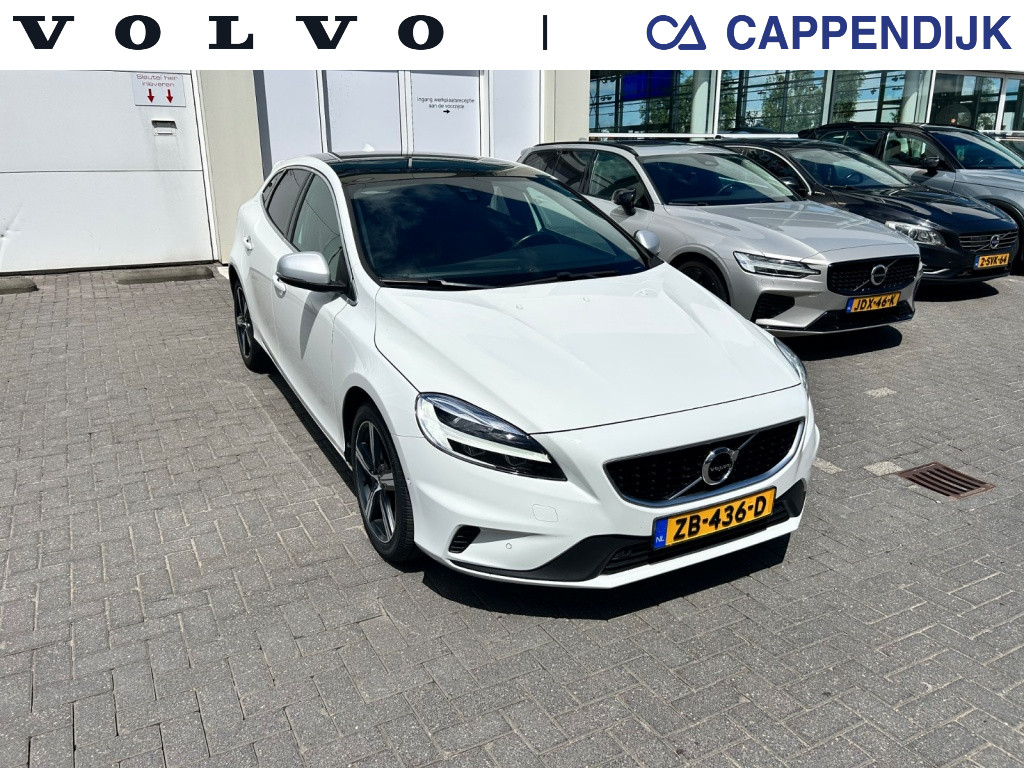 Volvo V40 t3 153pk aut6 polar+ sport| pano| camera| h&k sound| dab+