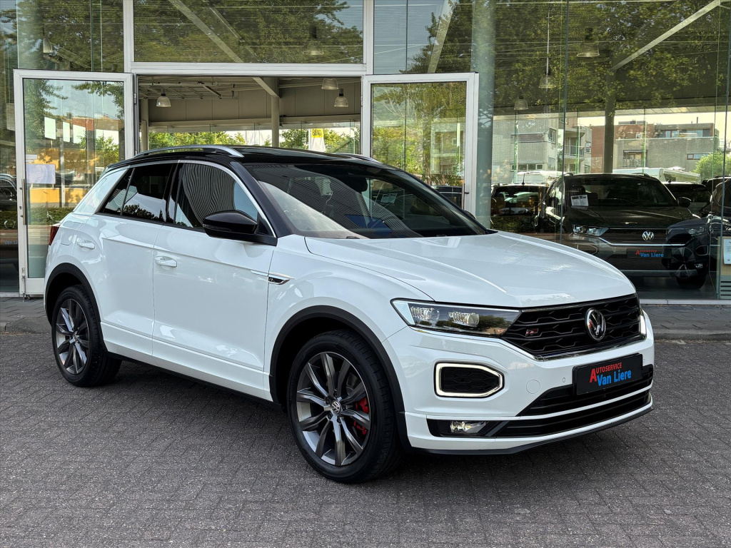Volkswagen T-roc 1.5 tsi 150pk 7-dsg t-roc sport r-line|panodak|dode hoek| trekhaak| rijklaarprijs incl garantie