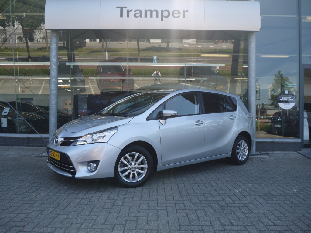 Toyota Corolla Verso 1.8 vvt-i dynamic business|7-persoons|trekhaak|rijklaar