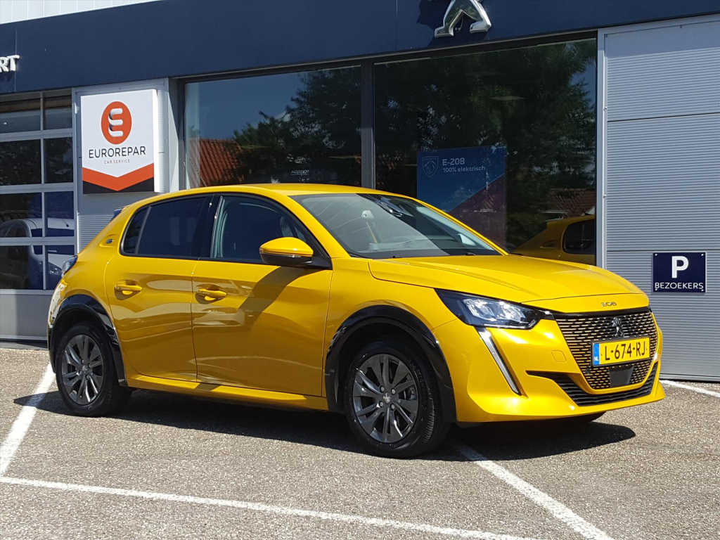 Peugeot 208 ev 50kwh 136pk allure pack 3d cockpit | apple carplay & android auto | achteruitrijcamera | parkeersensoren | keyless start | cruise & climate | lmv16