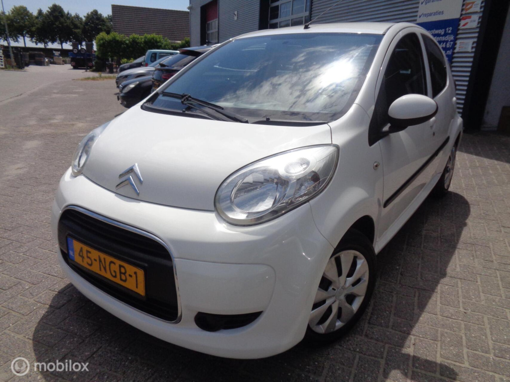 Citroen C1 1.0-12v ambiance/nieuwe apk 07-2027/airco/nieuw banden/zuinig in verbruik