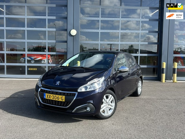 Peugeot 208 1.2 puretech signature