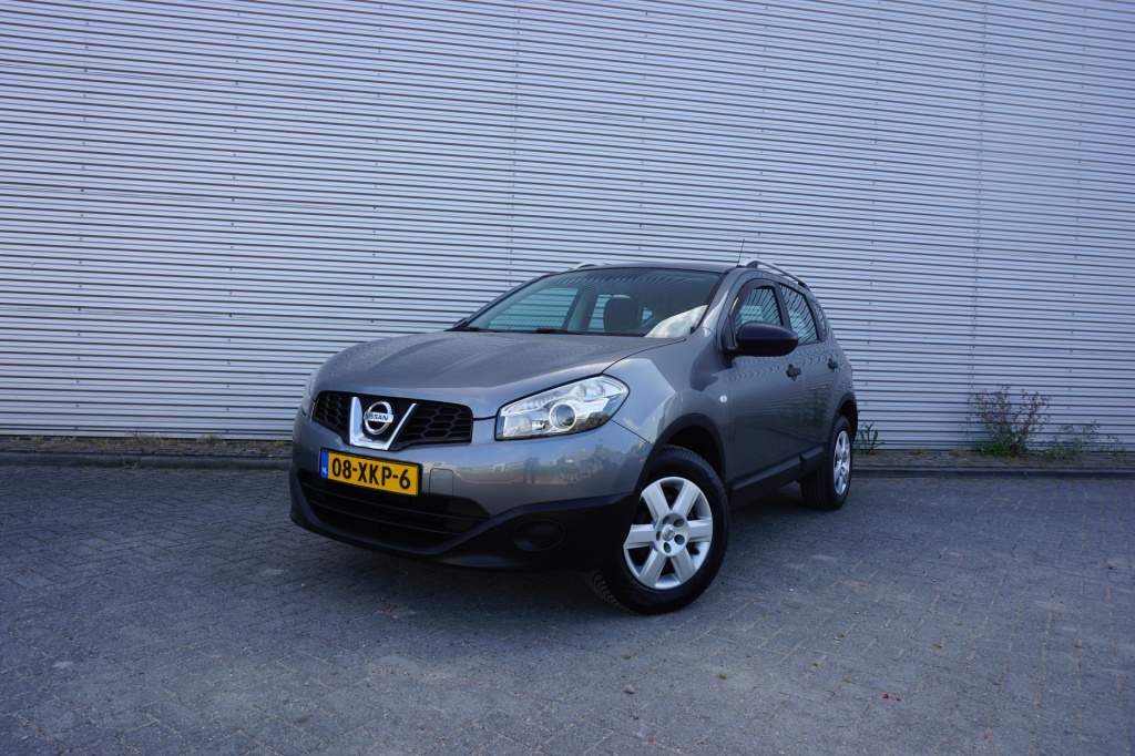 Nissan Qashqai 1.6 visia airco / cruise / elektr. ramen / parkeers. / nap / apk t/m 06-2027