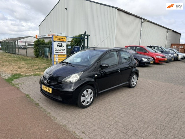 Toyota Aygo 1.0-12v +