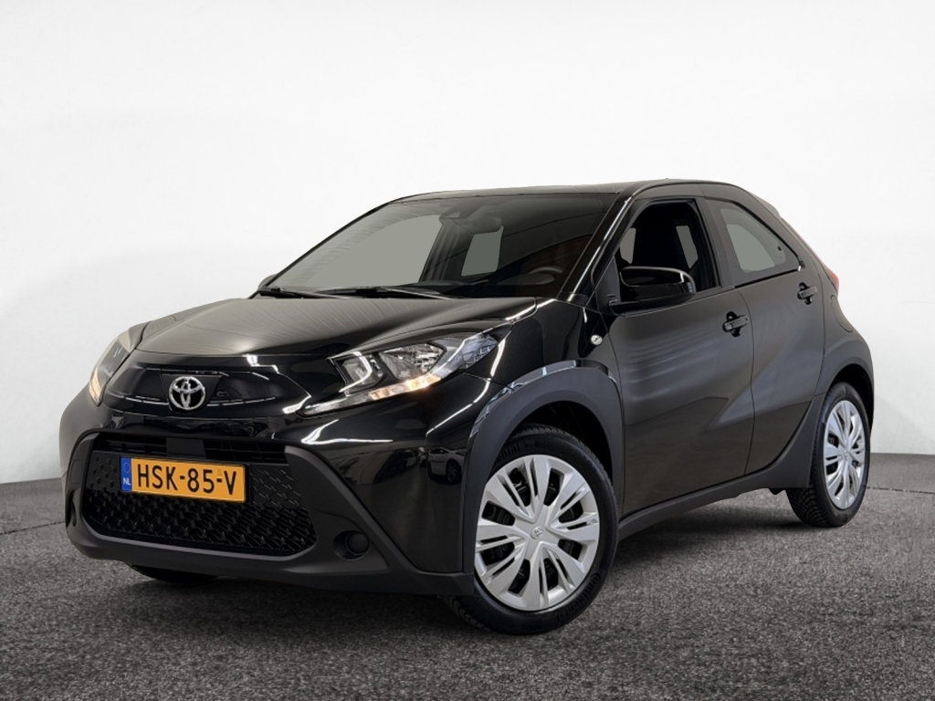 Toyota Aygo x 1.0 vvt-i mt play| camera| airco| adap.cruise