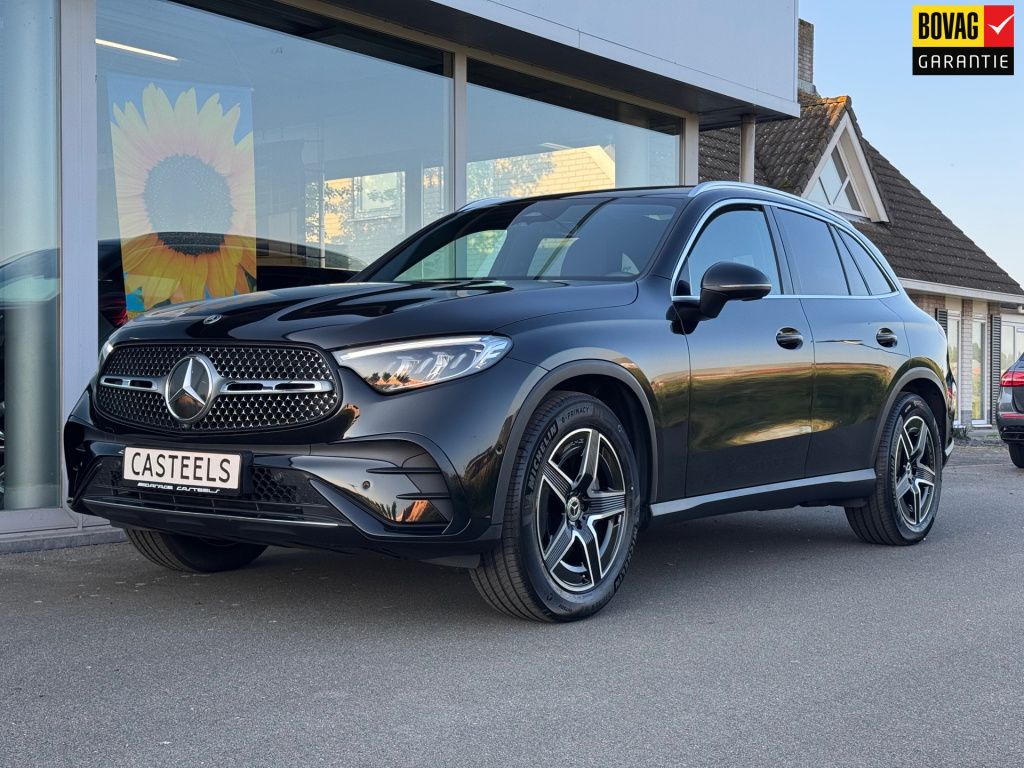 Mercedes-Benz Glc 200 4matic amg line automaat , elektrische trekhaak panorama schuifdak, distronic