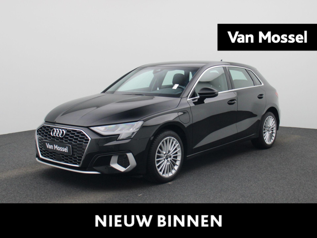Audi A3 sportback 40 tfsi e advanced edition | apple carplay / android auto | leder | stoelverwarming | camera | keyless | elektrische achterklep | climate control | cruise control | navigatie | lichtmetalen velgen |