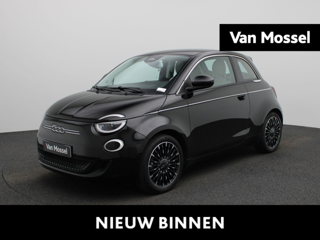 Fiat 500 3+1 la prima by bocelli 42 kwh | apple carplay / android auto | jbl | half-alcantara | stoelverwarming | camera | dodehoek | climate control | cruise control | lichtmetalen velgen |