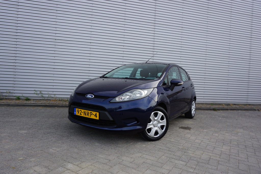 Ford Fiesta 1.25 limited airco / elektr. ramen / nap
