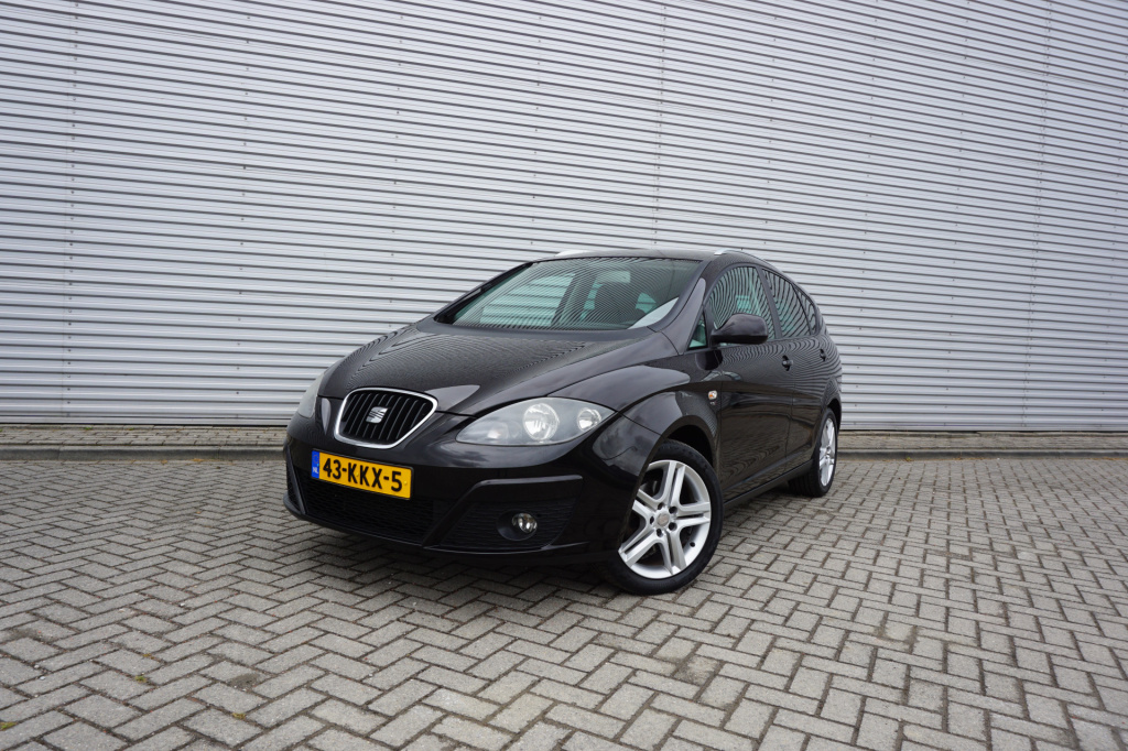 Seat Altea Xl 1.4 tsi style airco / cruise / elektr. ramen / parkeers. / lm velgen / trekhaak / nap