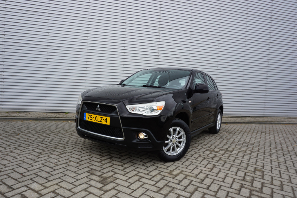 Mitsubishi Asx 1.6 intro edition cleartec airco / cruise / elektr. ramen / parkeers. / trekhaak / lm velgen / nap