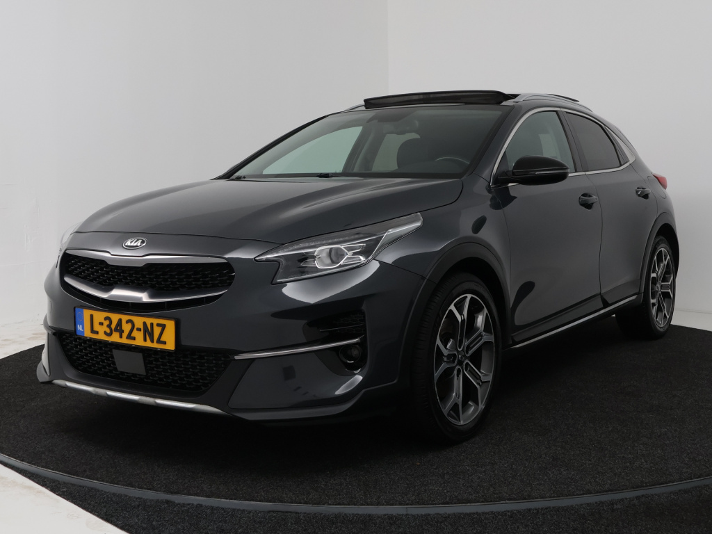 Kia Xceed 1.5 t-gdi mhev executiveline | trekhaak | schuifdak | jbl |