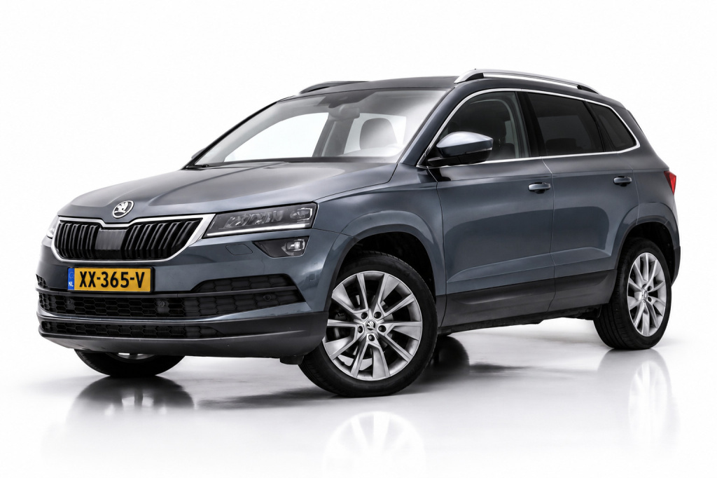 Skoda Karoq 1.5 tsi act | virtual cockpit | stoelverwarming | camera | nap | canton | sfeerverlichting