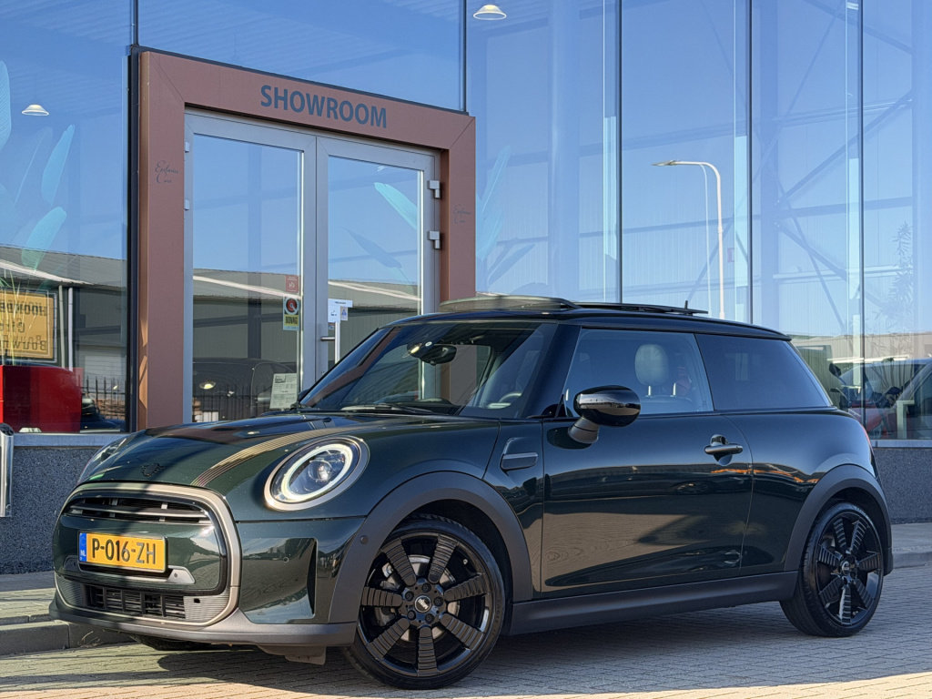 Mini 3-deurs 1.5 cooper resolute edition | pano | harman / kardon | apple carplay | leder | stoelverwarming | achteruitrijcamera |