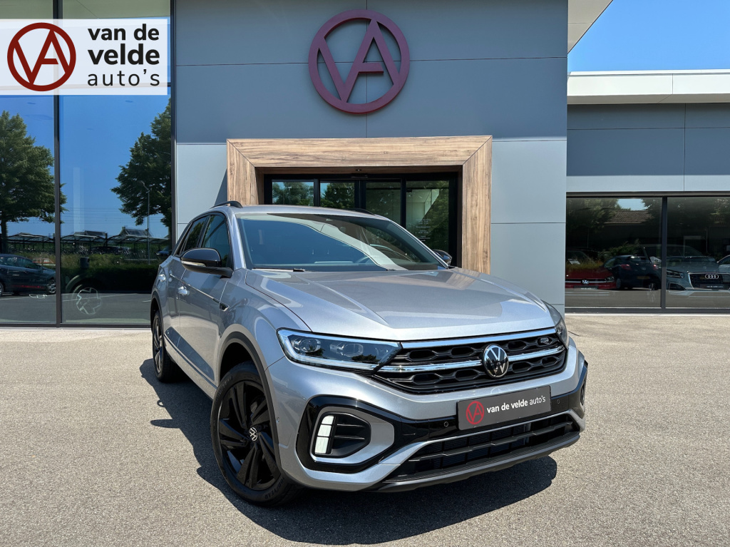 Volkswagen T-roc 1.5 tsi 150pk dsg r-line | black style | camera | keyless | elek. achterklep | dode hoek | rijklaar incl. 1 jaar bovag garantie