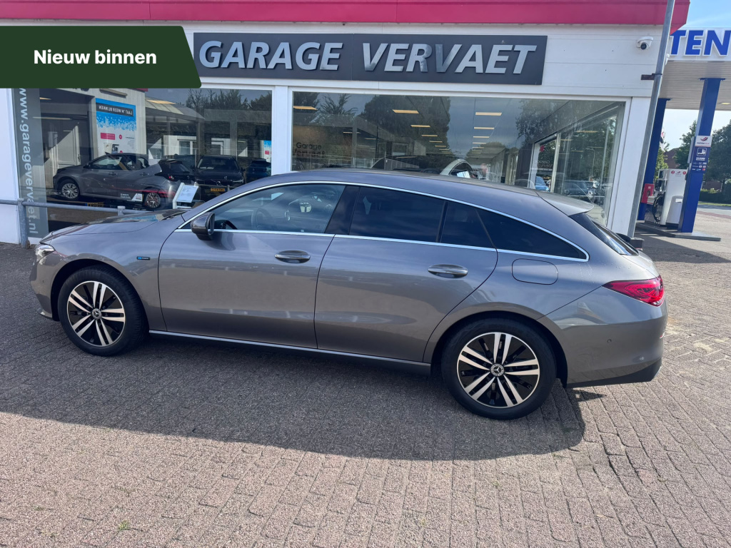Mercedes-Benz Cla shooting brake 250 e business solution luxury limited