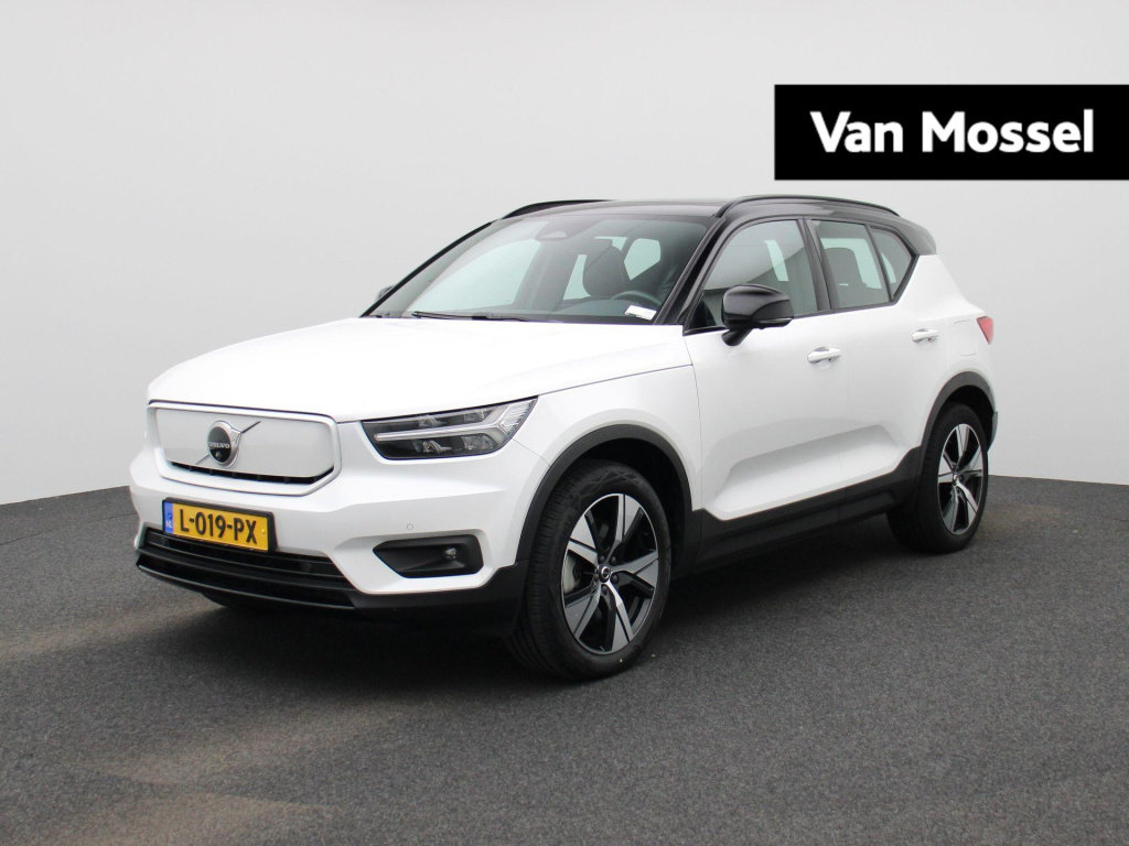 Volvo XC40 recharge p8 awd | automaat | panoramadak | apple carplay / android auto | harman kardon | parkeersensoren | virtual cockpit | trekhaak | stoel-stuurverwarming | elektrische achterklep | 360 achteruitrijcamera | navigatie |...