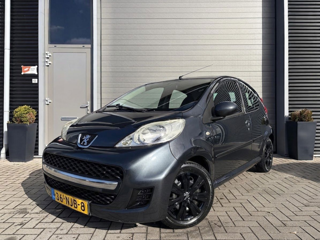 Peugeot 107 1.0-12v xs/nwe koppeling/airco/nette auto/