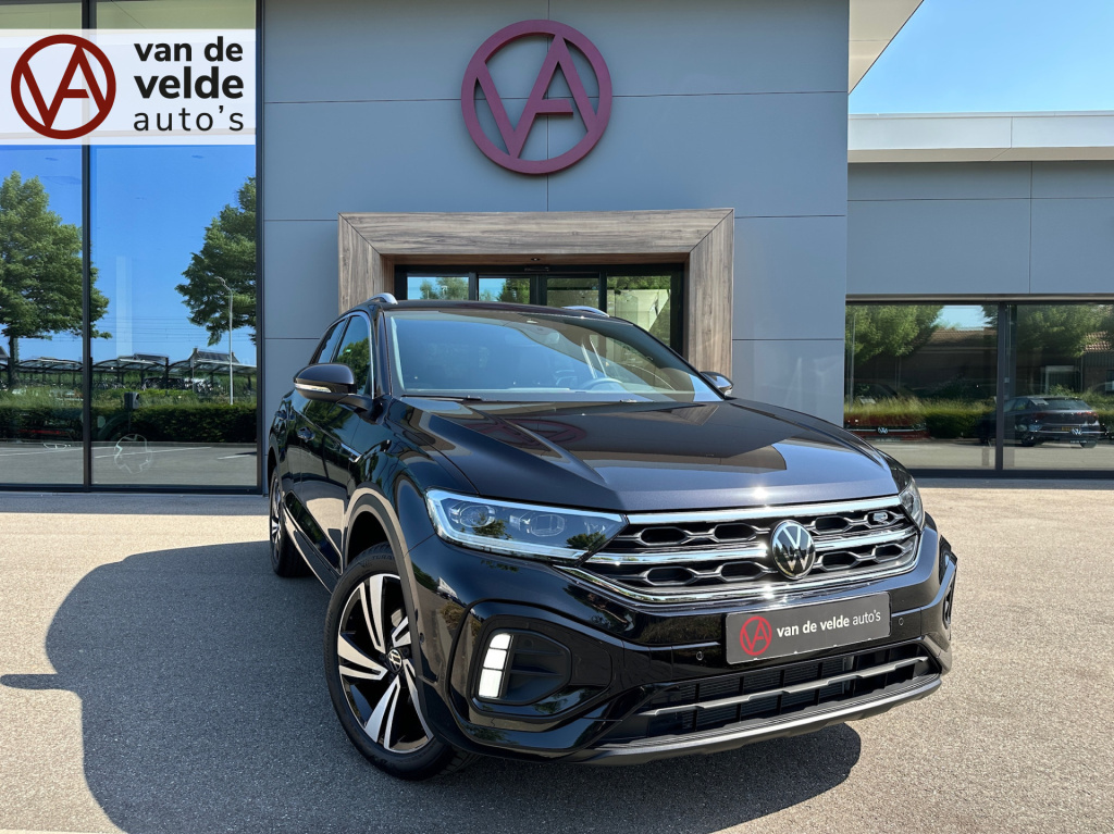 Volkswagen T-roc 1.5 tsi 150pk dsg r-line | camera | keyless | elek. achterklep | dode hoek | rijklaar incl. 1 jaar bovag garantie