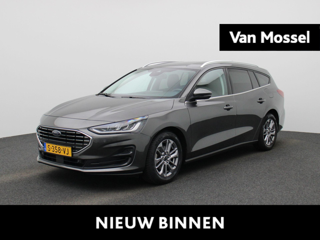 Ford Focus wagon 1.0 ecoboost hybrid titanium | climate control | cruise control | parkeersensoren voor + achter | navigatie | apple carplay/ android auto |