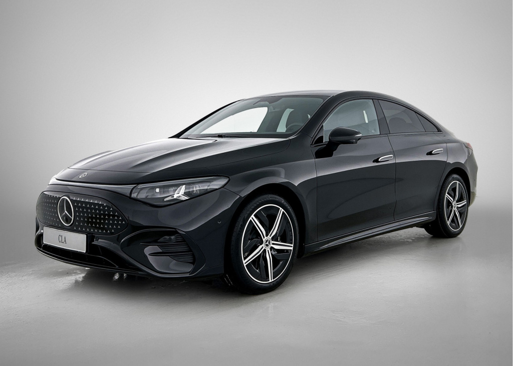Mercedes-Benz Cla 250+ launch edition 85 kwh trekhaak | adaptieve cruisecontrol | multibeam led | panoramadak | antidiefstal pakket urban guard | warmtepomp | memorypakket |