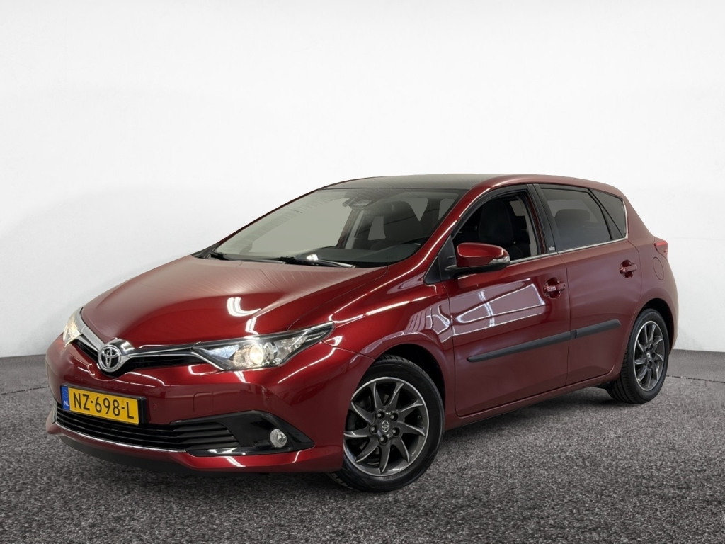 Toyota Auris 1.2t volcano edition