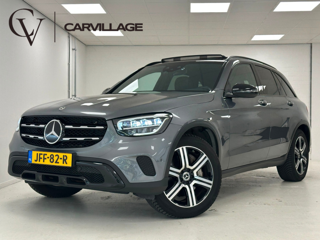 Mercedes-Benz Glc 300e 4matic luxury | luchtvering | trekhaak | panoramadak | distronic |
