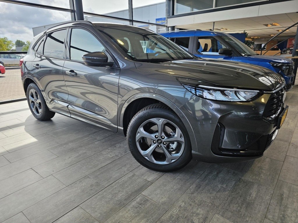 Ford Kuga 2.5 phev st-line