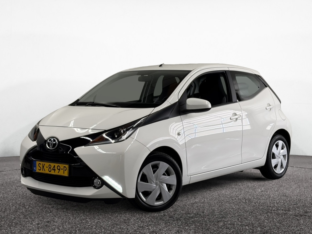 Toyota Aygo 1.0 vvt-i x-nav