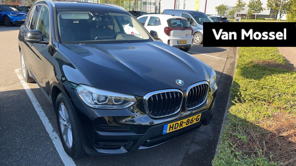 BMW X3 xdrive30e high executive | cimate control | cruise control | trekhaak | panoramadak | elektrische achterklep | stoelverwarming voor |