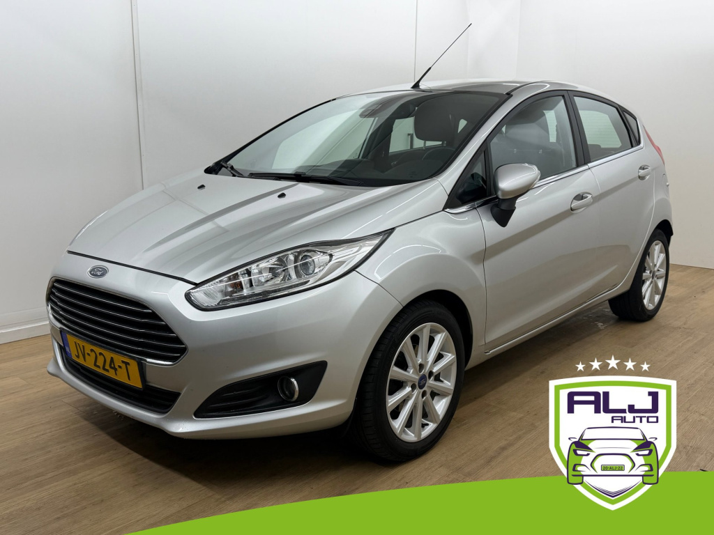 Ford Fiesta occasion 1.0 ecoboost titanium | grijs | tweedehands ford fiesta | airco | cruisecontrol | bluetooth audio