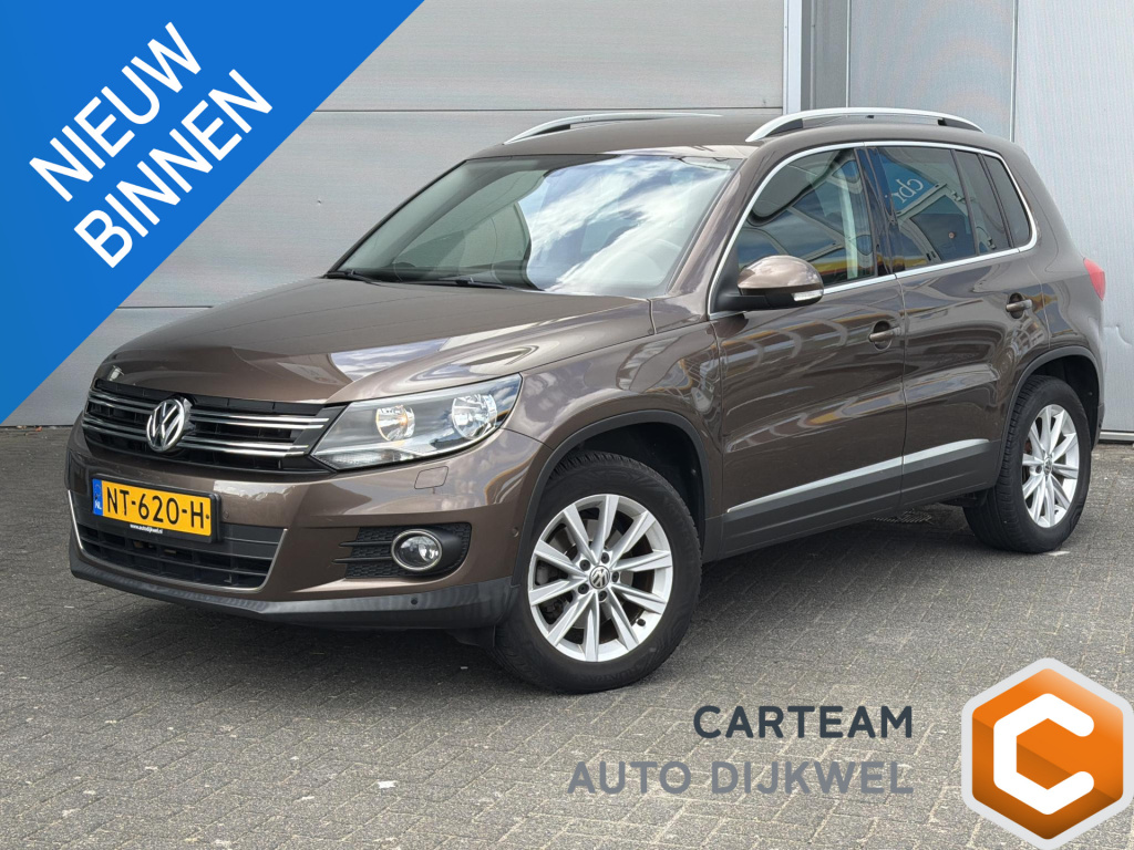 Volkswagen Tiguan 1.4 tsi sport&style | trekhaak | navi