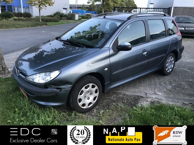 Peugeot 206 sw 1.4 - v e r k o c h t