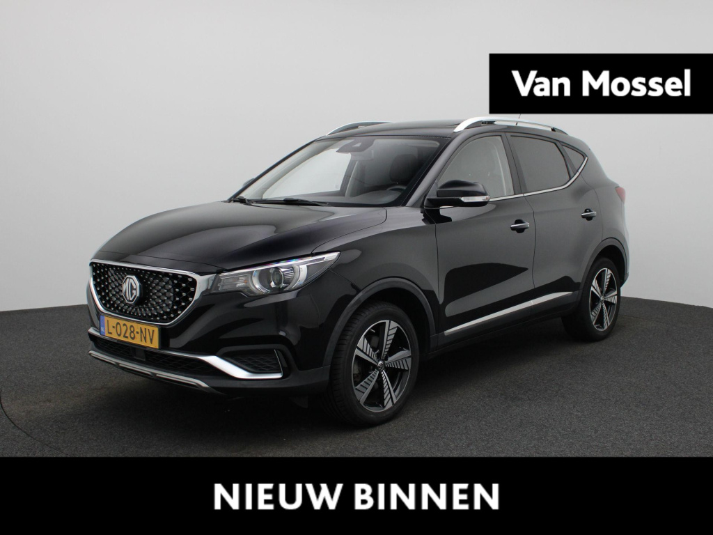 MG Zs Ev mg luxury 45 kwh | automaat | panoramadak | leder | navigatie | airco | achteruitrijcamera | apple carplay / android auto | stoelverwarming | lichtmetalen velgen |