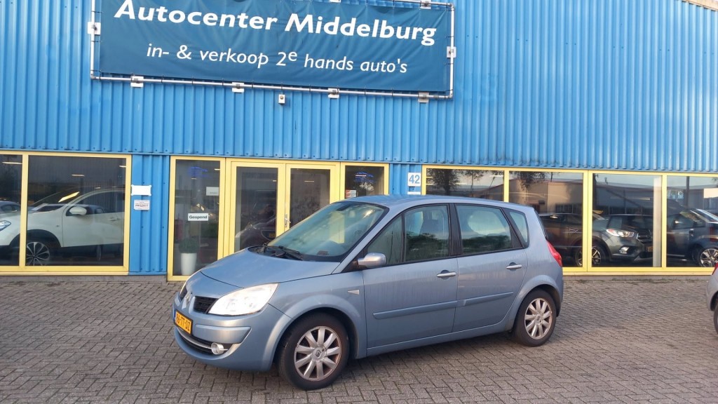 Renault Scenic 1.6 16v tech line