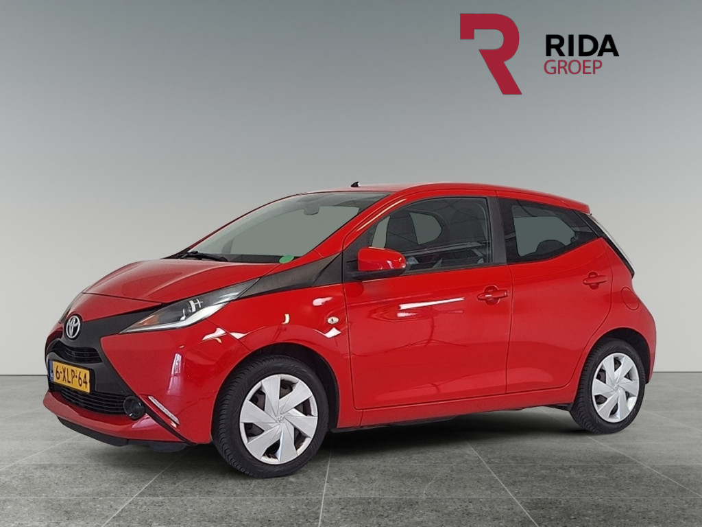 Toyota Aygo 1.0 vvt-i x-play