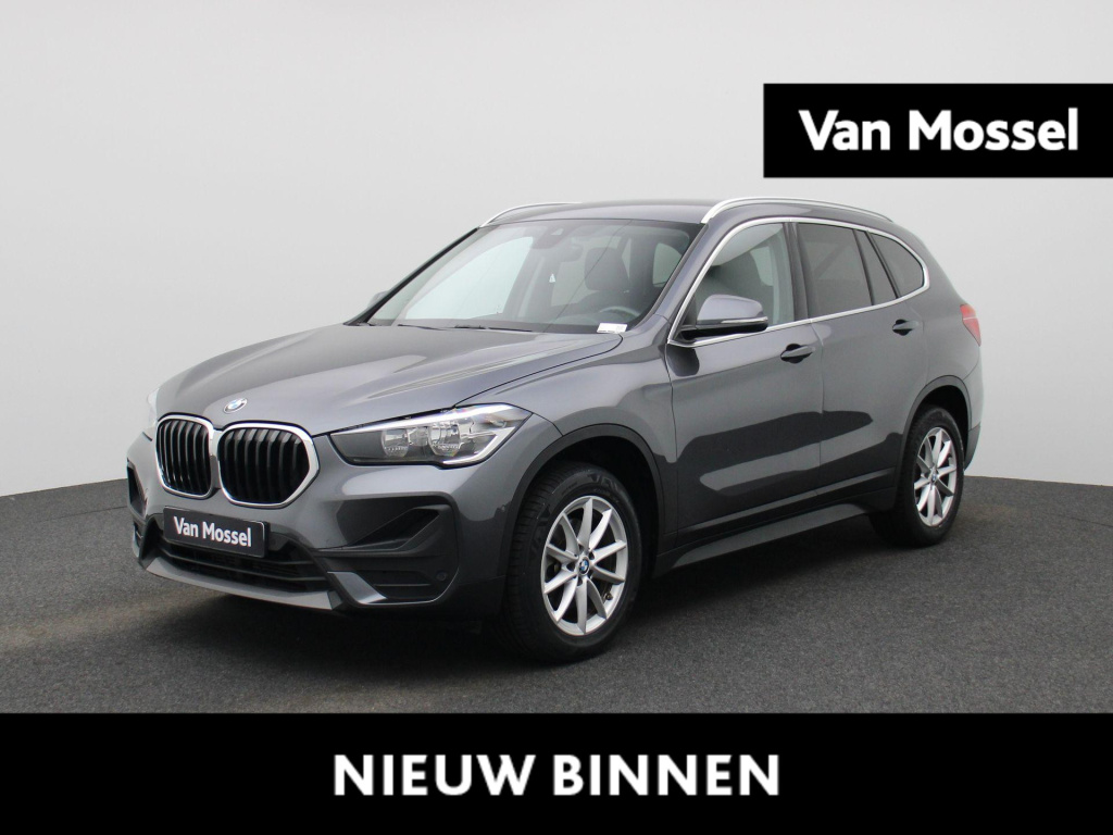 BMW X1 sdrive18i business edition plus | automaat | lmv | trekhaak | parkeer sensoren | virtual cockpit | navigatie | stoel verwarming | climate control | navigatie | elec. achterklep | leder | bluetooth | cruise control