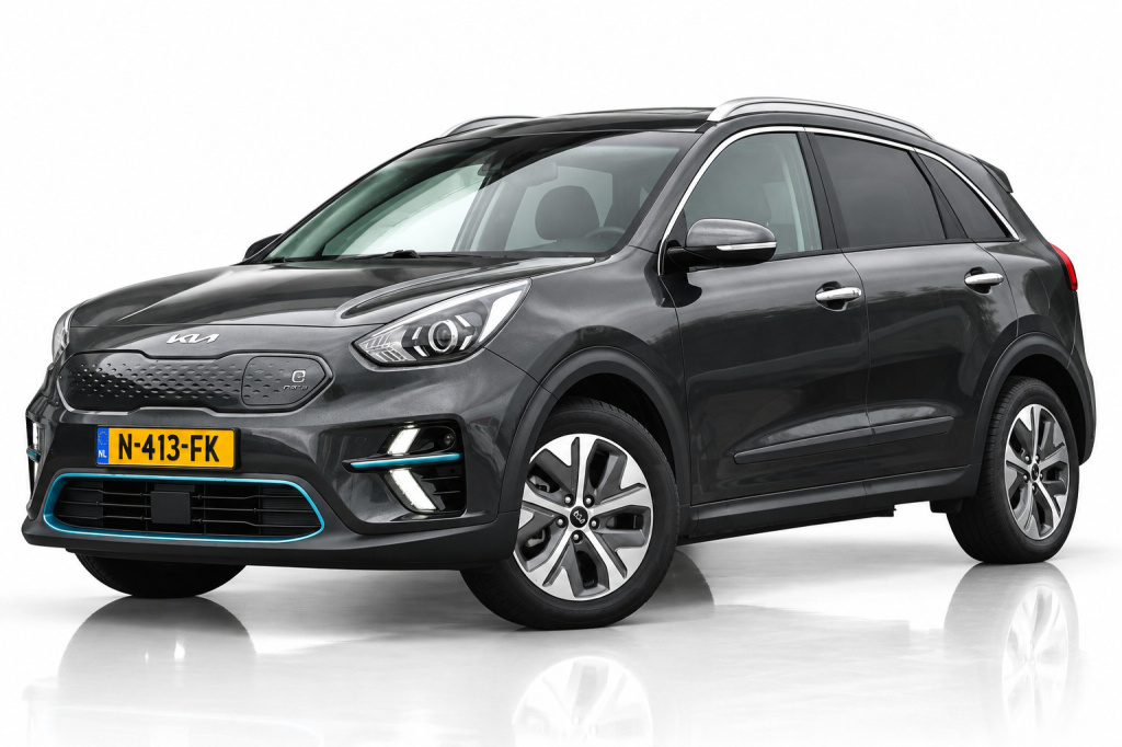 Kia E-niro edition 64 kwh soh 97,8% | stoelverwarming | nap | camera | stuurverwarming | apple carplay | android auto