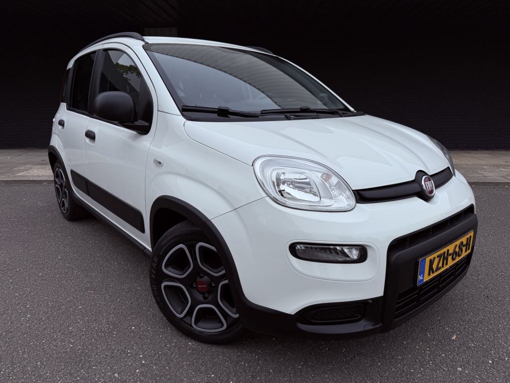 Fiat Panda 1.0 hybrid city life - carplay - android auto -