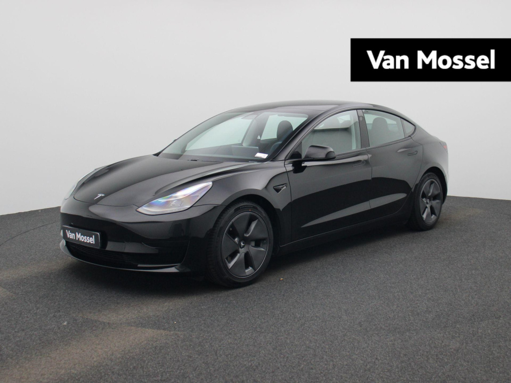 Tesla Model 3 standard rwd plus 60 kwh | 100% soh | automaat | panorama dak | stoel verwarming | leder | navigatie | climate control | 360 camera | parkeer sensoren | led | elec. achterklep | lage km stand