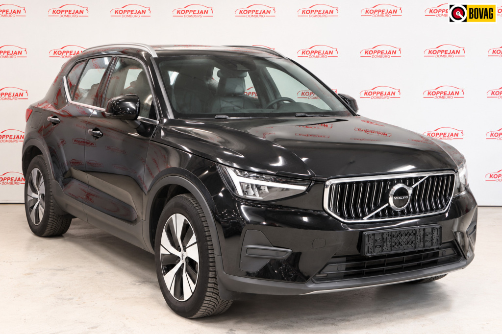 Volvo XC40 1.5 t5 plug-in hybrid core bright, stoel+ stuurverwarming, all season banden, elektrische kofferbak,